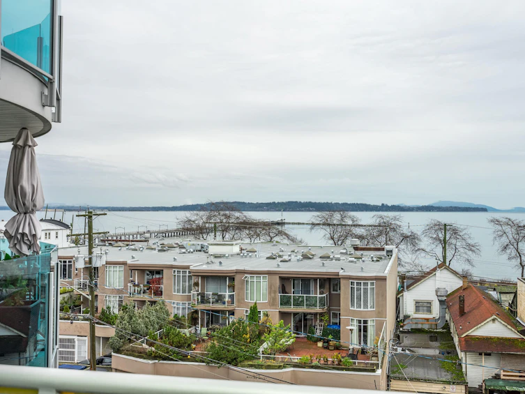 501-14955 Victoria, Surrey, BC, V4B 1G2 - 22