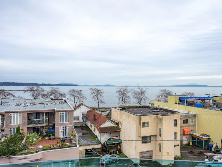 501-14955 Victoria, Surrey, BC, V4B 1G2 - 23