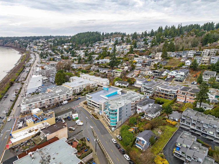 501-14955 Victoria, Surrey, BC, V4B 1G2 - 28