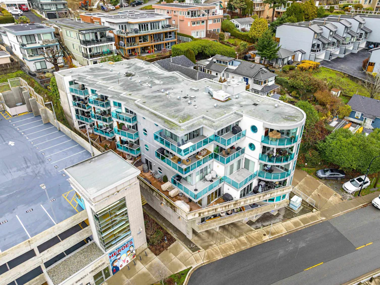 501-14955 Victoria, Surrey, BC, V4B 1G2 - 29