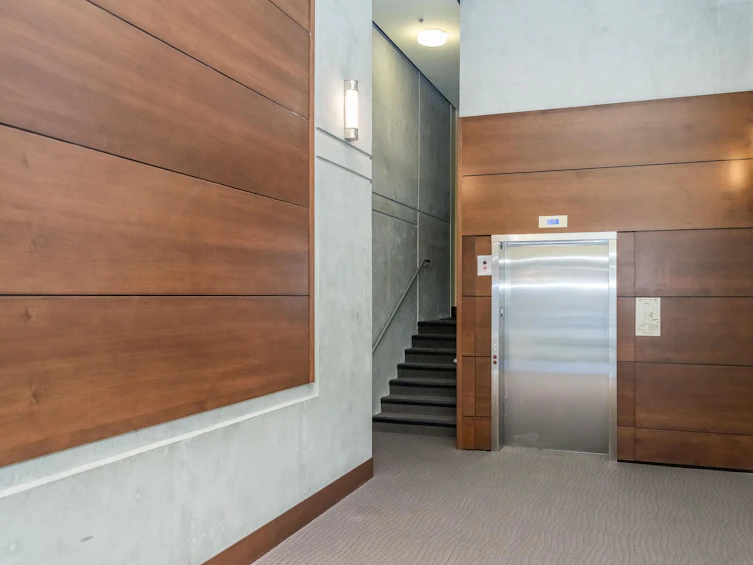 501-14955 Victoria, Surrey, BC, V4B 1G2 - 4