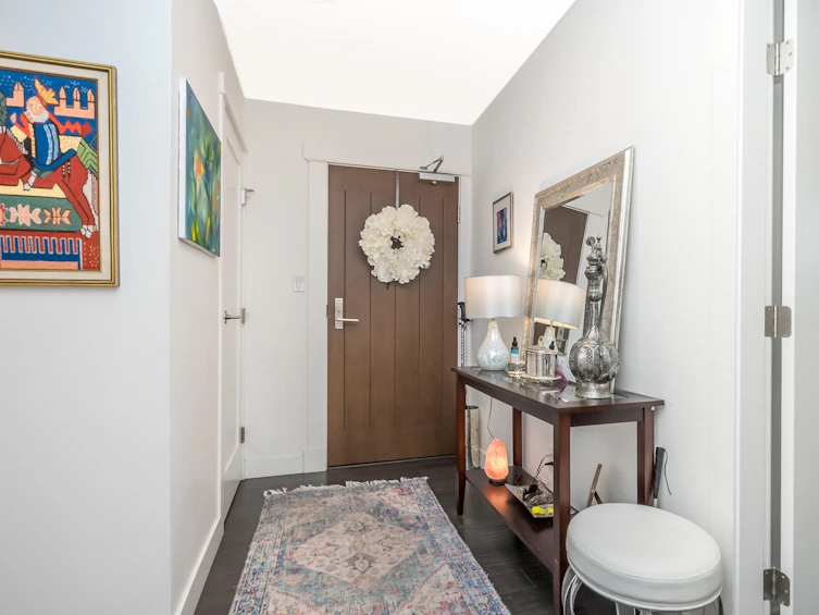 501-14955 Victoria, Surrey, BC, V4B 1G2 - 5