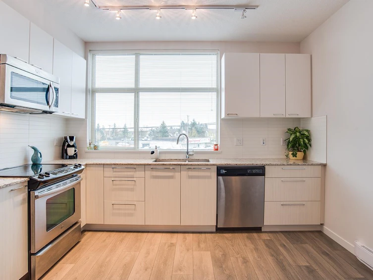 98-8473 163 Street, Surrey, BC, V4N 6M7 - 6
