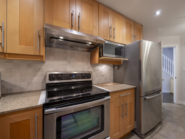 15-5880 Hampton Place, Vancouver, BC, V6T 2E9 - 11