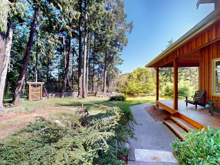 9912 Spalding Road, Pender Island, BC, V0N 2M3 - 4