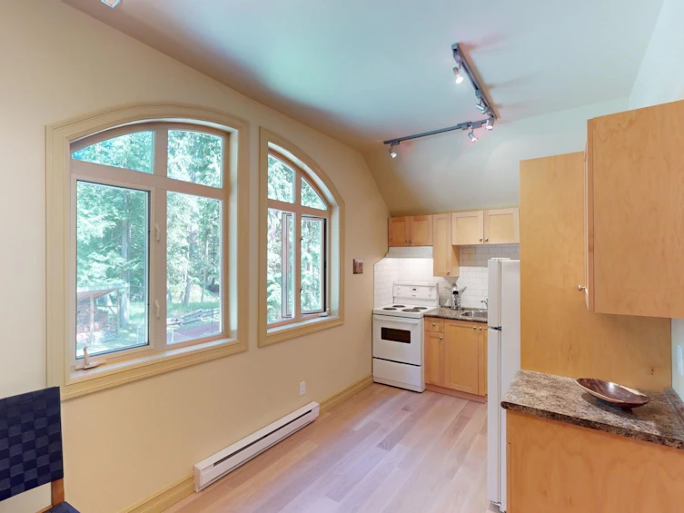9912 Spalding Road, Pender Island, BC, V0N 2M3 - 29