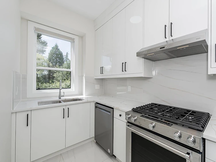 19366 71 Avenue, Surrey, BC, V4N 1N2 - 18