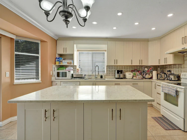14320 77a Avenue, Surrey, BC, V3W 0L2 - 7