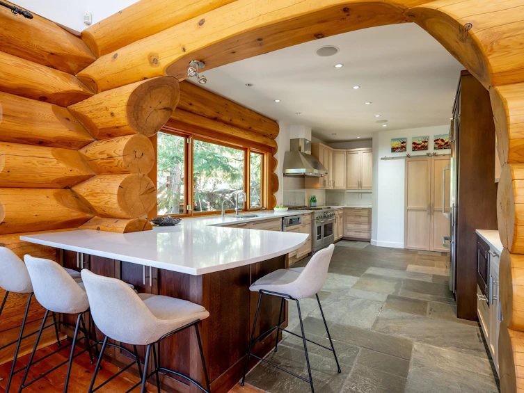 3817 Sunridge Drive, Whistler, BC, V8E 0W1 - 10