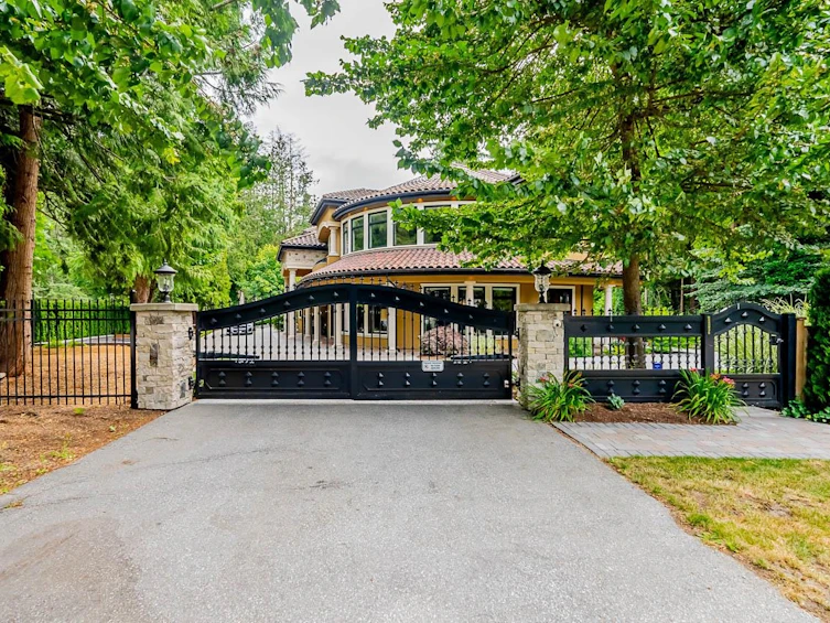 13216 Crescent Road, Surrey, BC, V4P 1K4 - 2