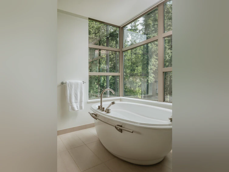 1101-3335 Cypress Place, West Vancouver, BC, V7S 3J8 - 12