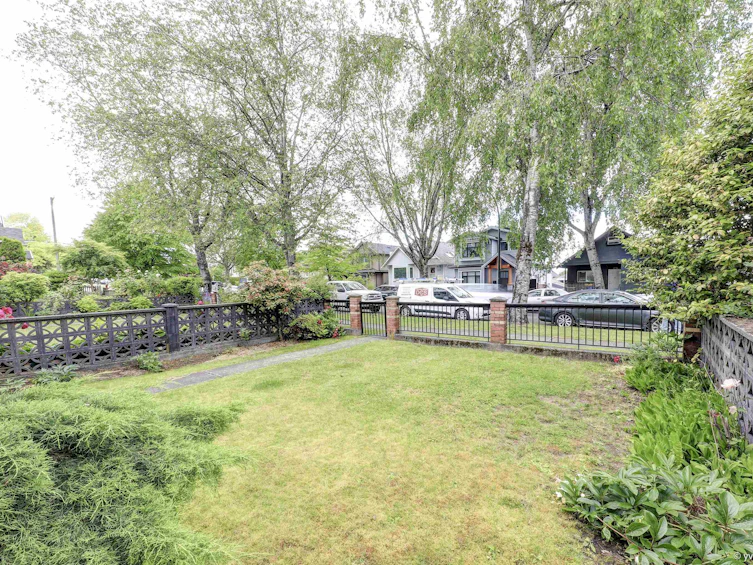 1730 E 36th Avenue, Vancouver, BC, V5P 1C5 - 37