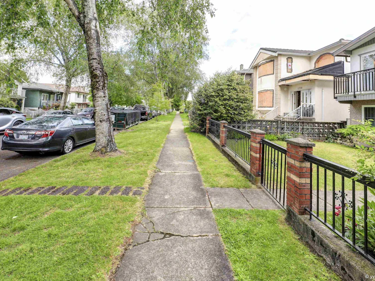 1730 E 36th Avenue, Vancouver, BC, V5P 1C5 - 3