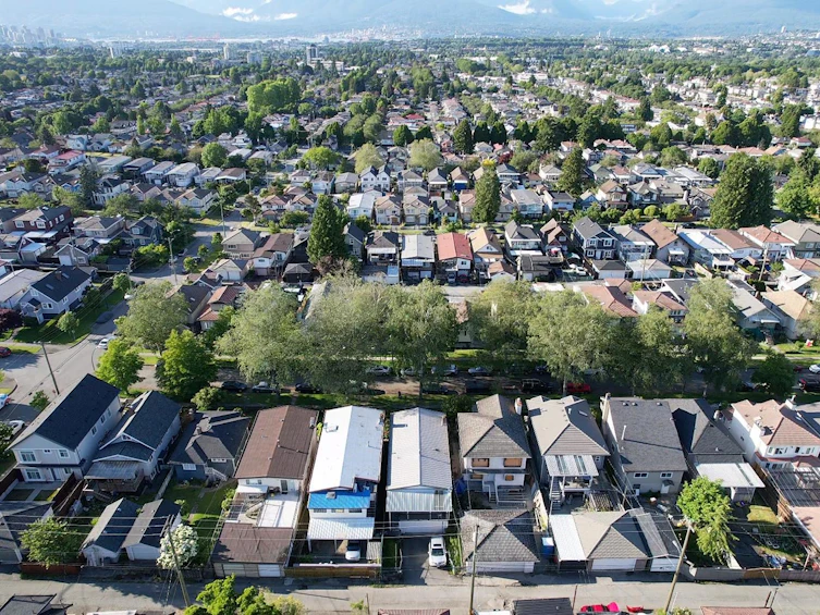 1730 E 36th Avenue, Vancouver, BC, V5P 1C5 - 4