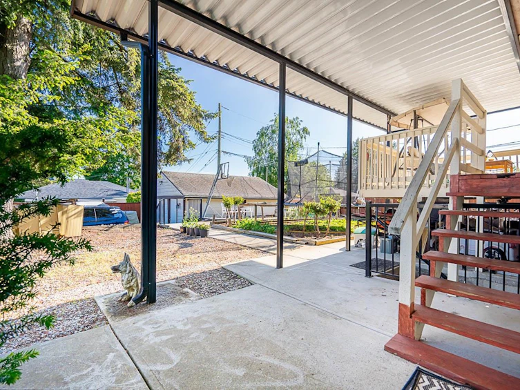 3796 Peter Street, Burnaby, BC, V5J 1N4 - 26