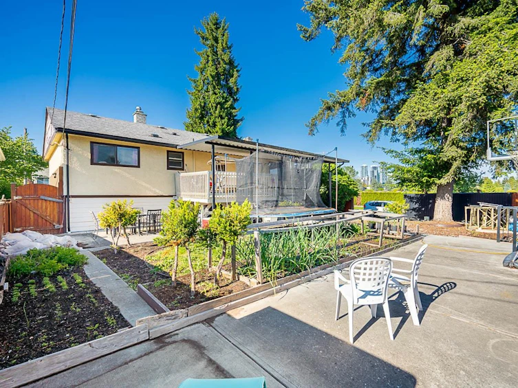 3796 Peter Street, Burnaby, BC, V5J 1N4 - 29
