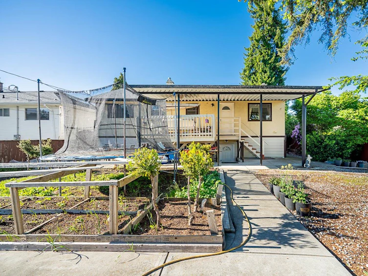 3796 Peter Street, Burnaby, BC, V5J 1N4 - 30