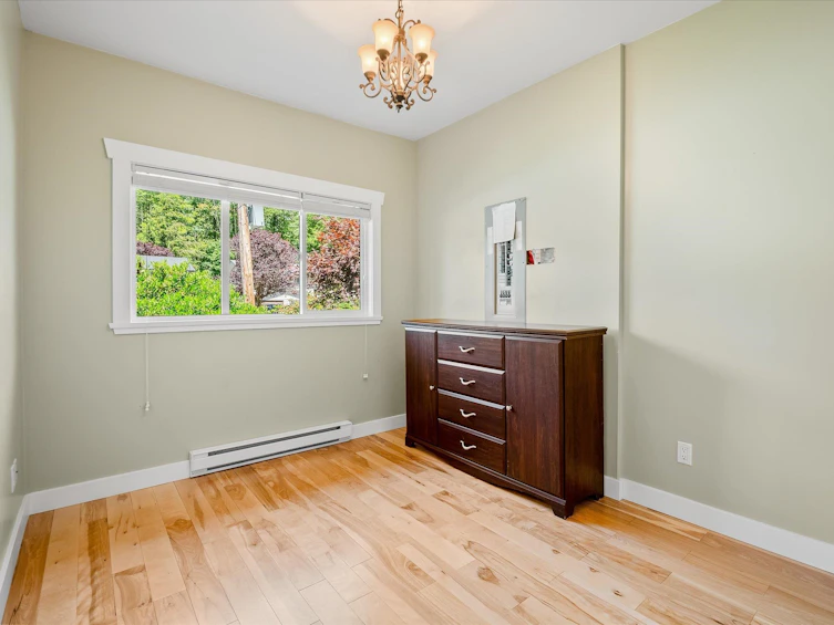 38590 Westway Avenue, Squamish, BC, V8B 0W4 - 17