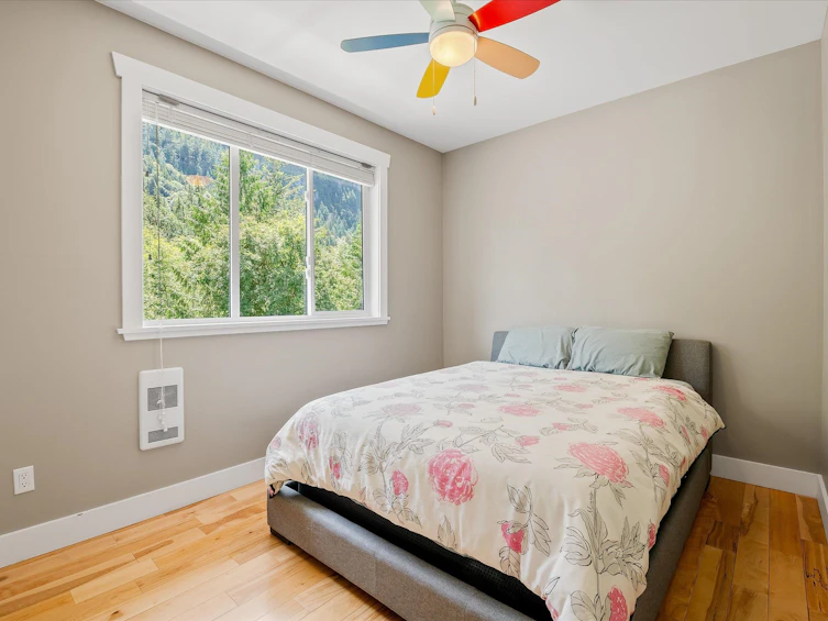 38590 Westway Avenue, Squamish, BC, V8B 0W4 - 26