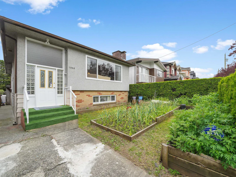 1066 E 55th Avenue, Vancouver BC V5X 1N9