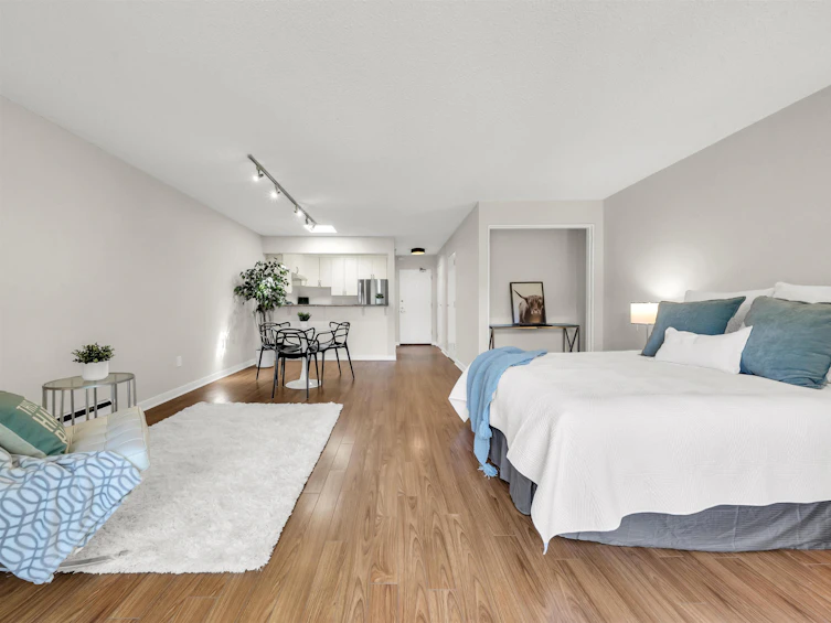 307-2250 Oxford Street, Vancouver, BC, V5L 1G1 - 3