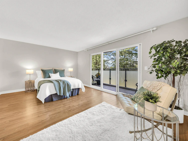 307-2250 Oxford Street, Vancouver, BC, V5L 1G1 - 13