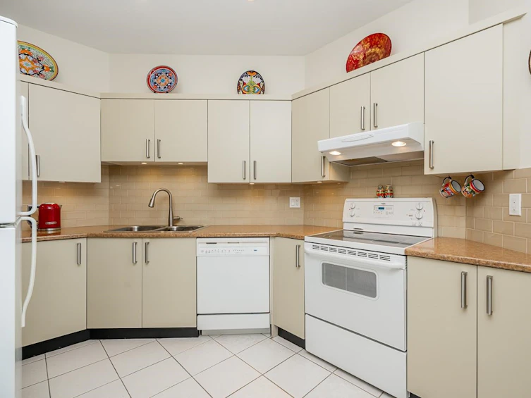 403-1150 Quayside Drive, New Westminster, BC, V3M 6E1 - 7