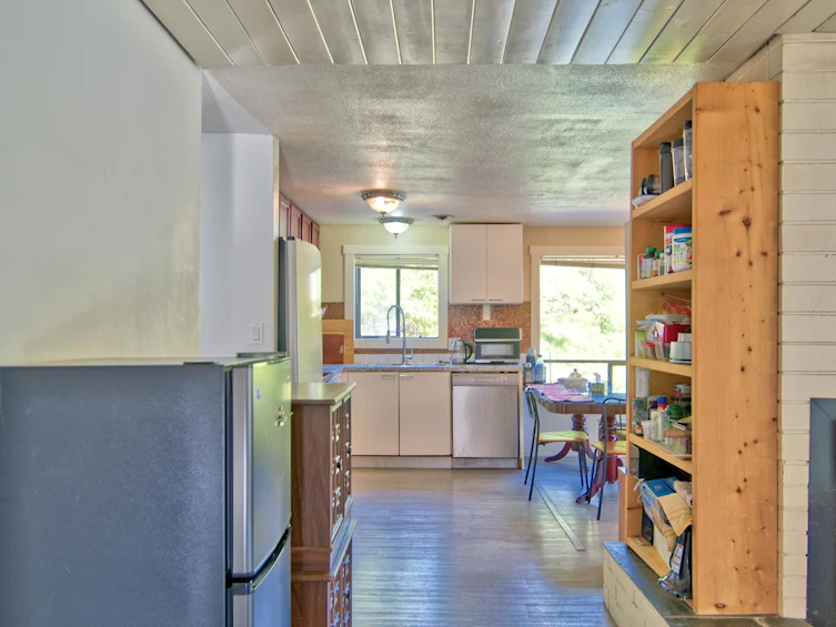 5730 Pebble Crescent, Sechelt, BC, V0N 3A0 - 10