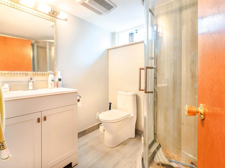 2852 East 23rd Avenue, Vancouver, BC, V5R 1B1 - 13