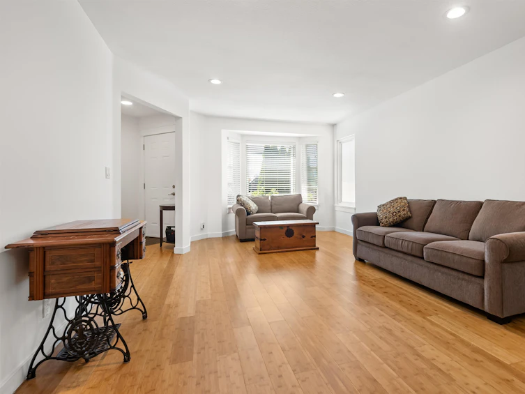 3371 Chatham Street, Richmond, BC, V7E 2Y8 - 3