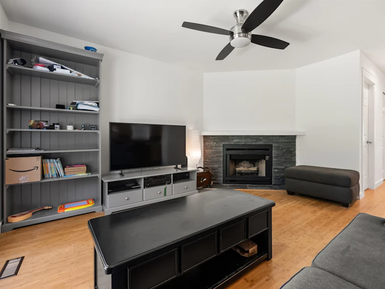 3371 Chatham Street, Richmond, BC, V7E 2Y8 - 11