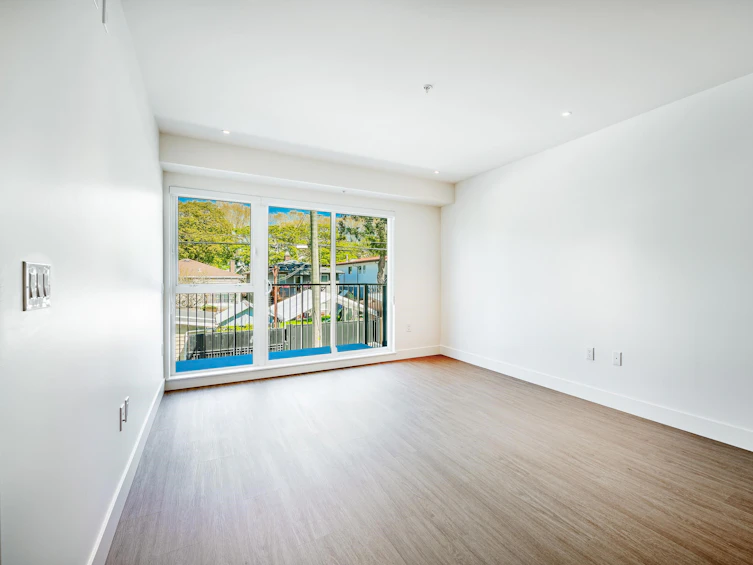 210-2235 East Broadway, Vancouver, BC, V5N 1W8 - 8