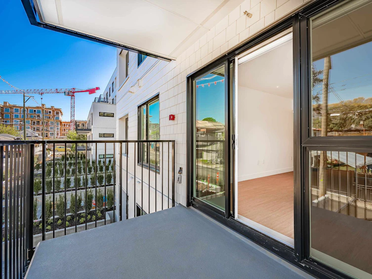210-2235 East Broadway, Vancouver, BC, V5N 1W8 - 16
