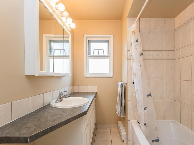 5835 Crescent Drive, Delta, BC, V4K 2E7 - 11