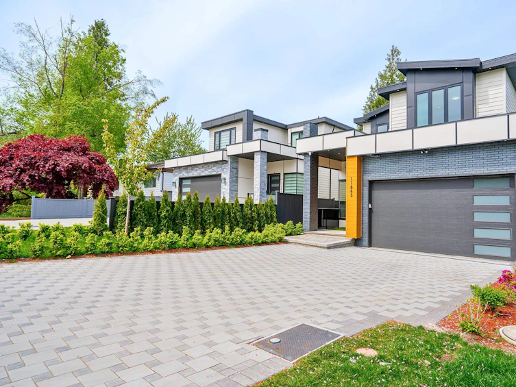 11863 92 Avenue, Delta, BC, V4C 3L5 - 3