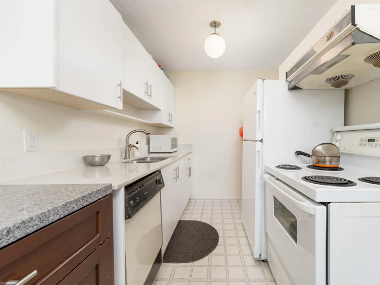 112-2222 Cambridge Street, Vancouver, BC, V5L 1E6 - 5