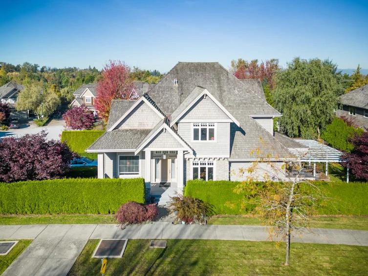 16211 31 Avenue, Surrey, BC, V3Z 7E1