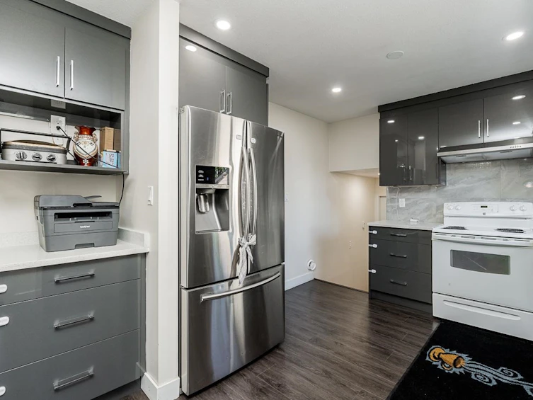 13236 66a Avenue, Surrey, BC, V3W 8E3 - 12