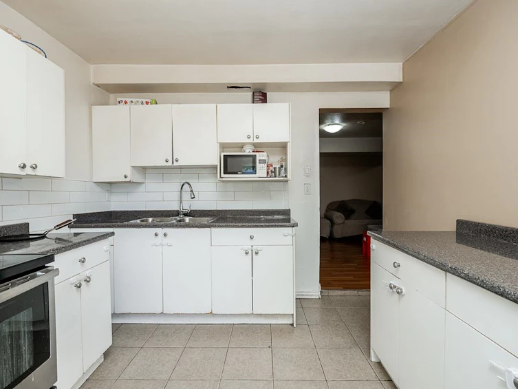 13236 66a Avenue, Surrey, BC, V3W 8E3 - 18