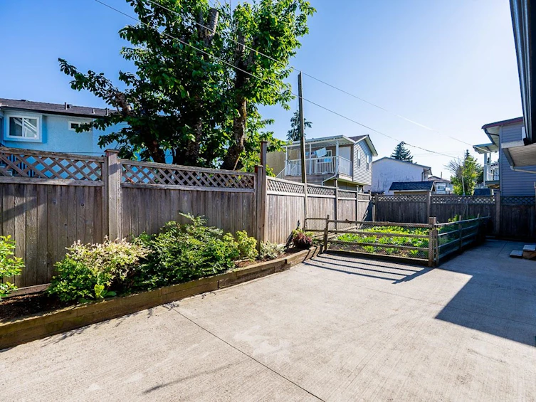 13236 66a Avenue, Surrey, BC, V3W 8E3 - 26