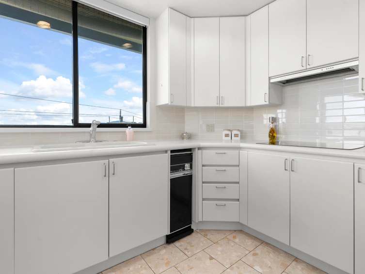 302-101 22nd Street, West Vancouver, BC, V7V 4B8 - 10