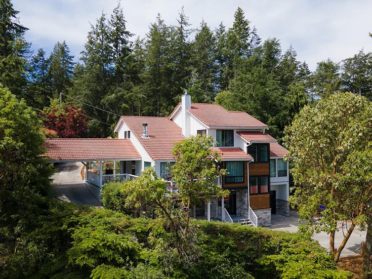 12848 Gilden Road, Pender Harbour Egmont, BC, V0N 2H1