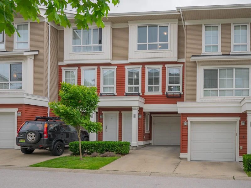 34 - 19505 68a Avenue, Surrey BC V4N 6K3