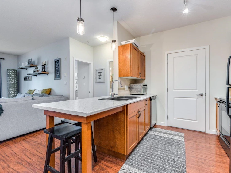 405-33318 East Bourquin, Abbotsford, BC, V2S 0A6 - 10