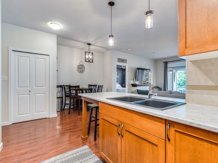 405-33318 East Bourquin, Abbotsford, BC, V2S 0A6 - 13