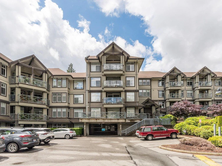 405-33318 East Bourquin, Abbotsford, BC, V2S 0A6 - 2