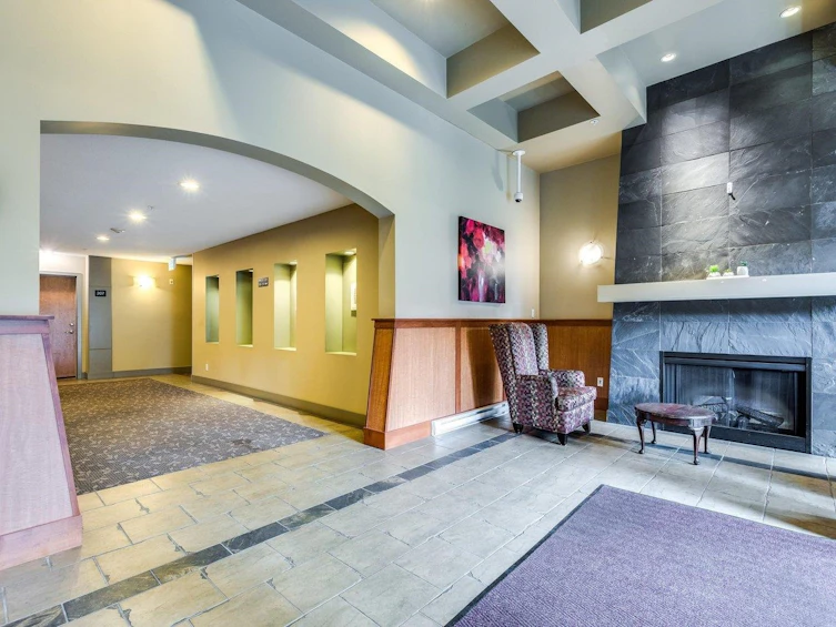 405-33318 East Bourquin, Abbotsford, BC, V2S 0A6 - 3