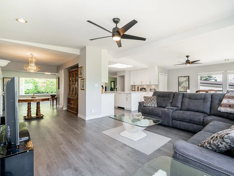 5950 Elgin Place, Burnaby, BC, V5H 3R9 - 10