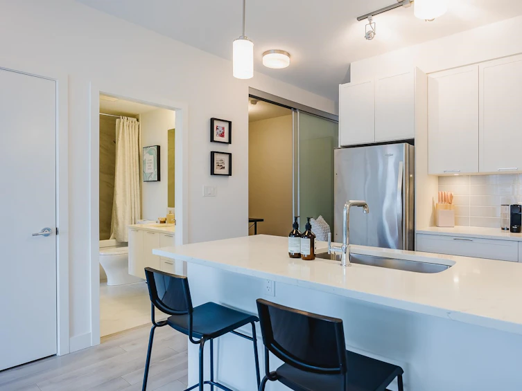 206-828 Gauthier Avenue, Coquitlam, BC, V3K 0E9 - 6