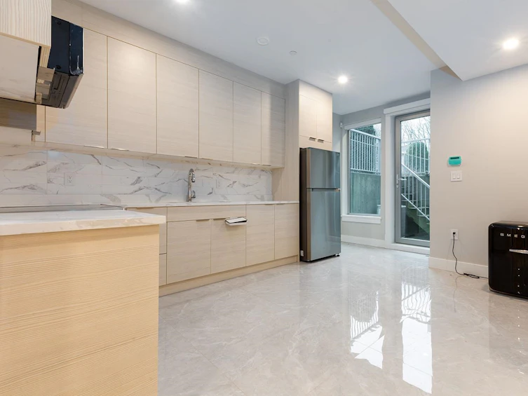 3115 West 29th Avenue, Vancouver, BC, V6L 1Y5 - 32